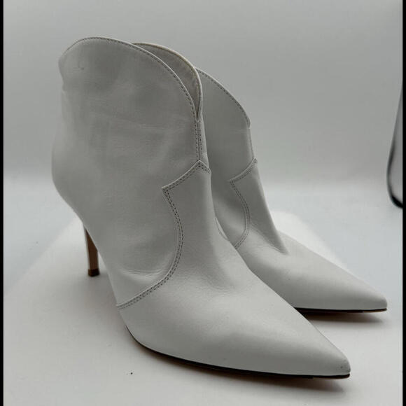 Gianvito Rossi Shoes - Gianvito Rossi Mable 85 Leather Pointed Toe Heel Boots White Size 37.5
